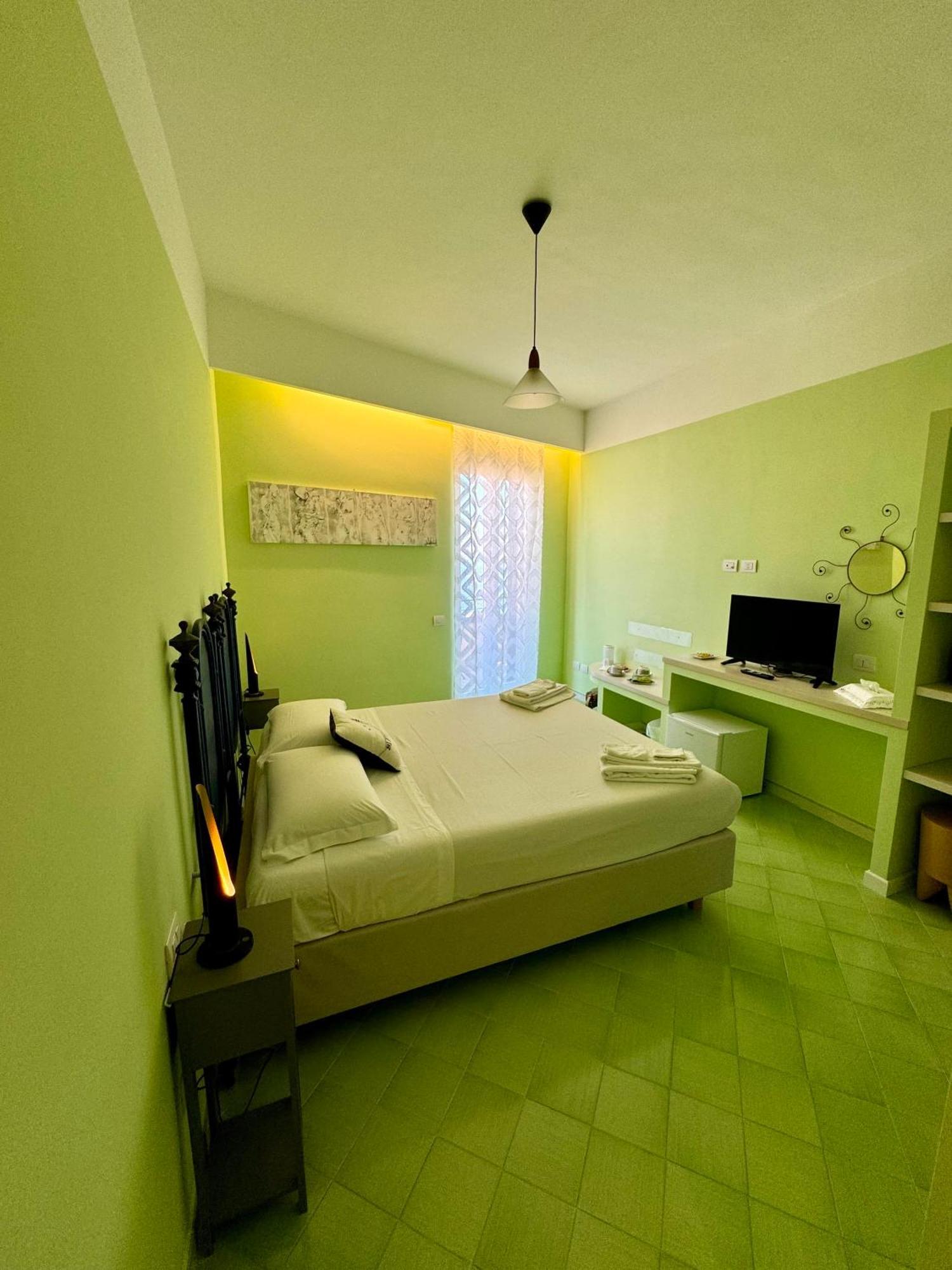 Bed and Breakfast Vesuvio View Вико-Экуенсе Экстерьер фото