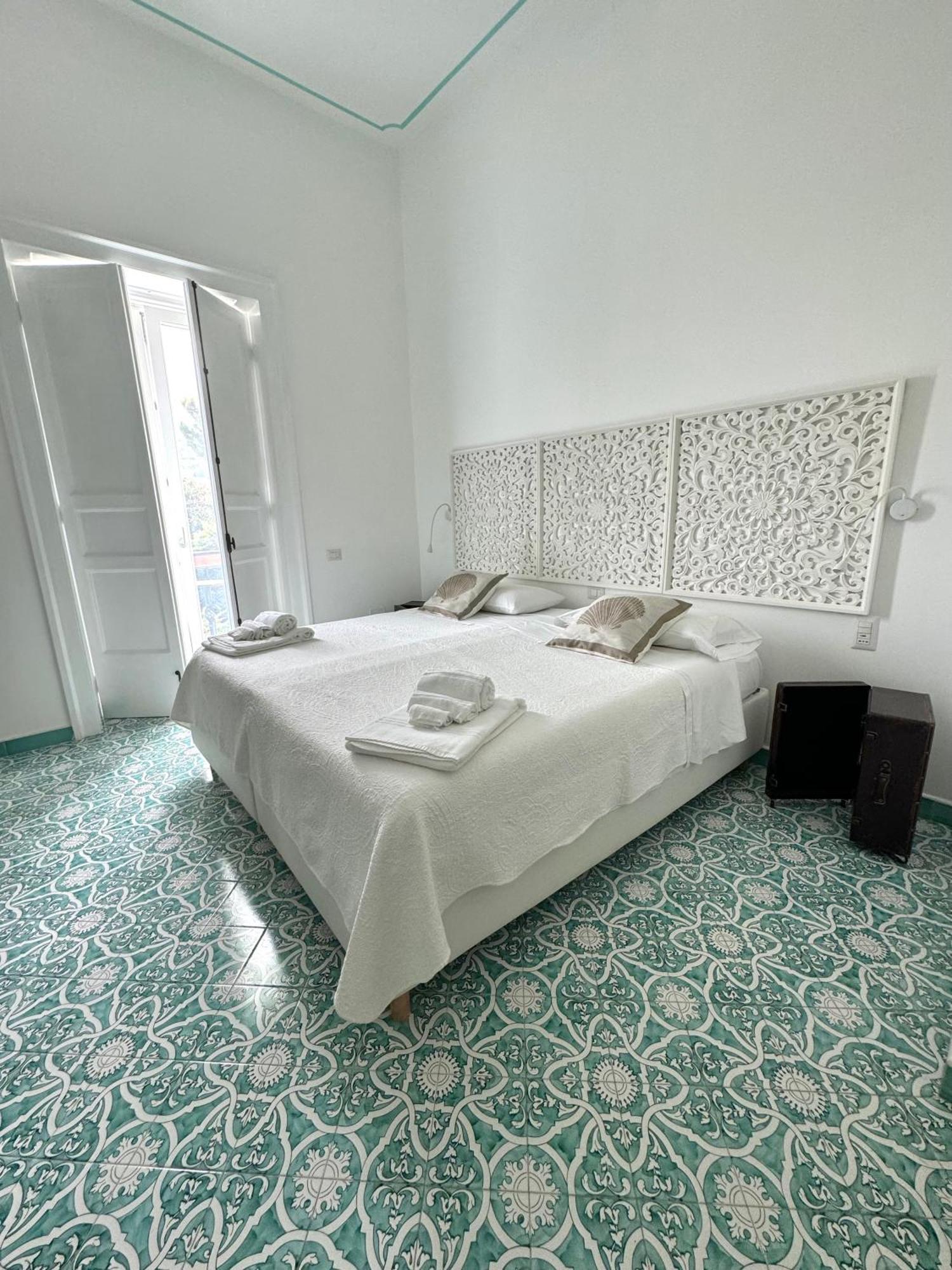 Bed and Breakfast Vesuvio View Вико-Экуенсе Экстерьер фото