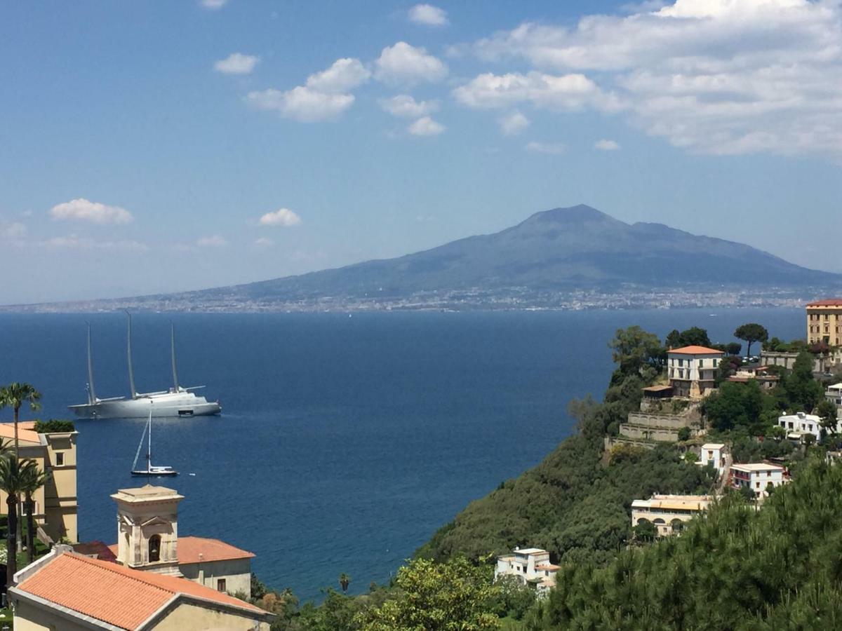 Bed and Breakfast Vesuvio View Вико-Экуенсе Экстерьер фото